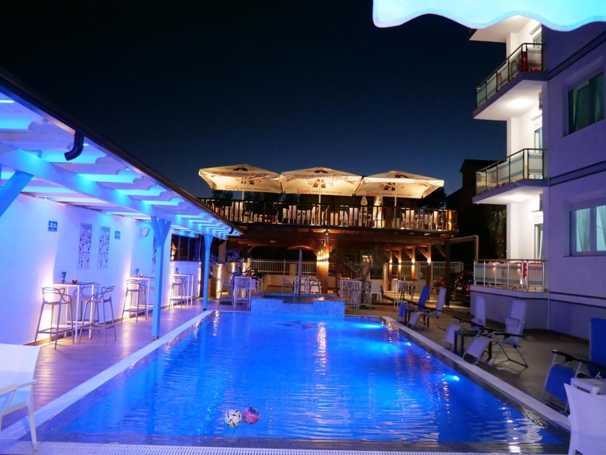 Brian Hotel Velipoje Ngoại thất bức ảnh