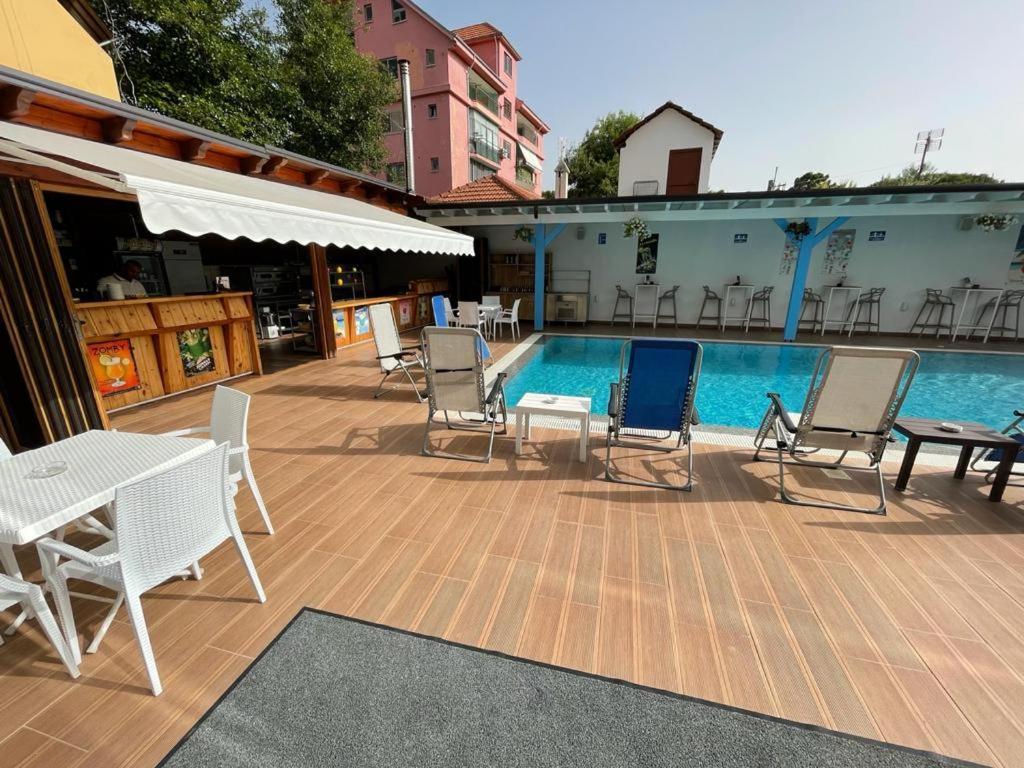 Brian Hotel Velipoje Ngoại thất bức ảnh