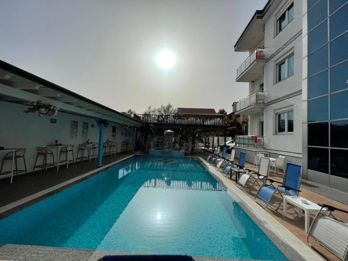 Brian Hotel Velipoje Ngoại thất bức ảnh