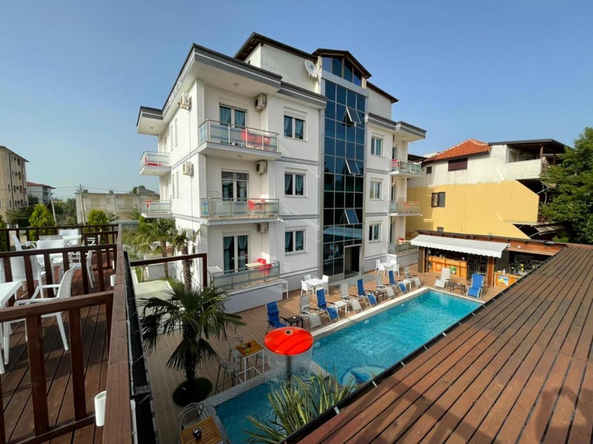 Brian Hotel Velipoje Ngoại thất bức ảnh