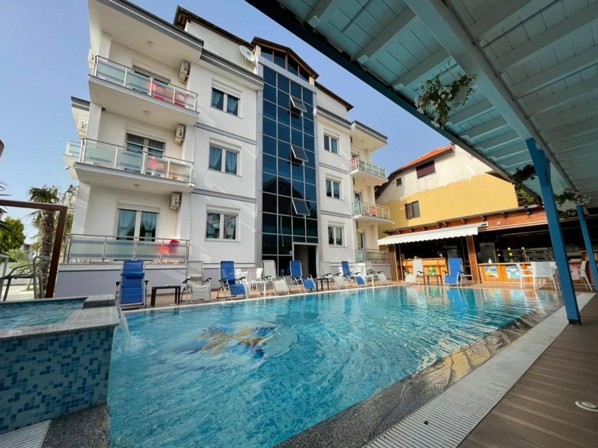 Brian Hotel Velipoje Ngoại thất bức ảnh