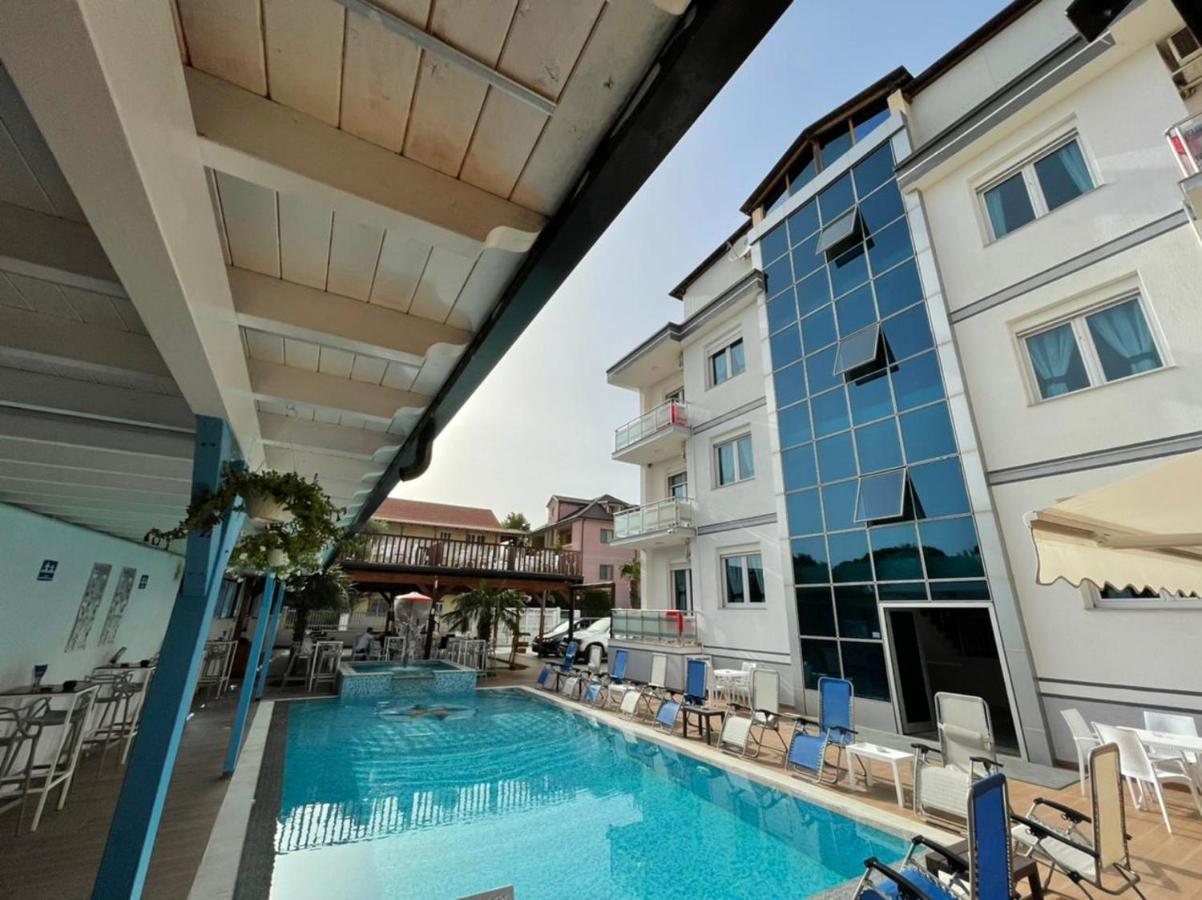 Brian Hotel Velipoje Ngoại thất bức ảnh