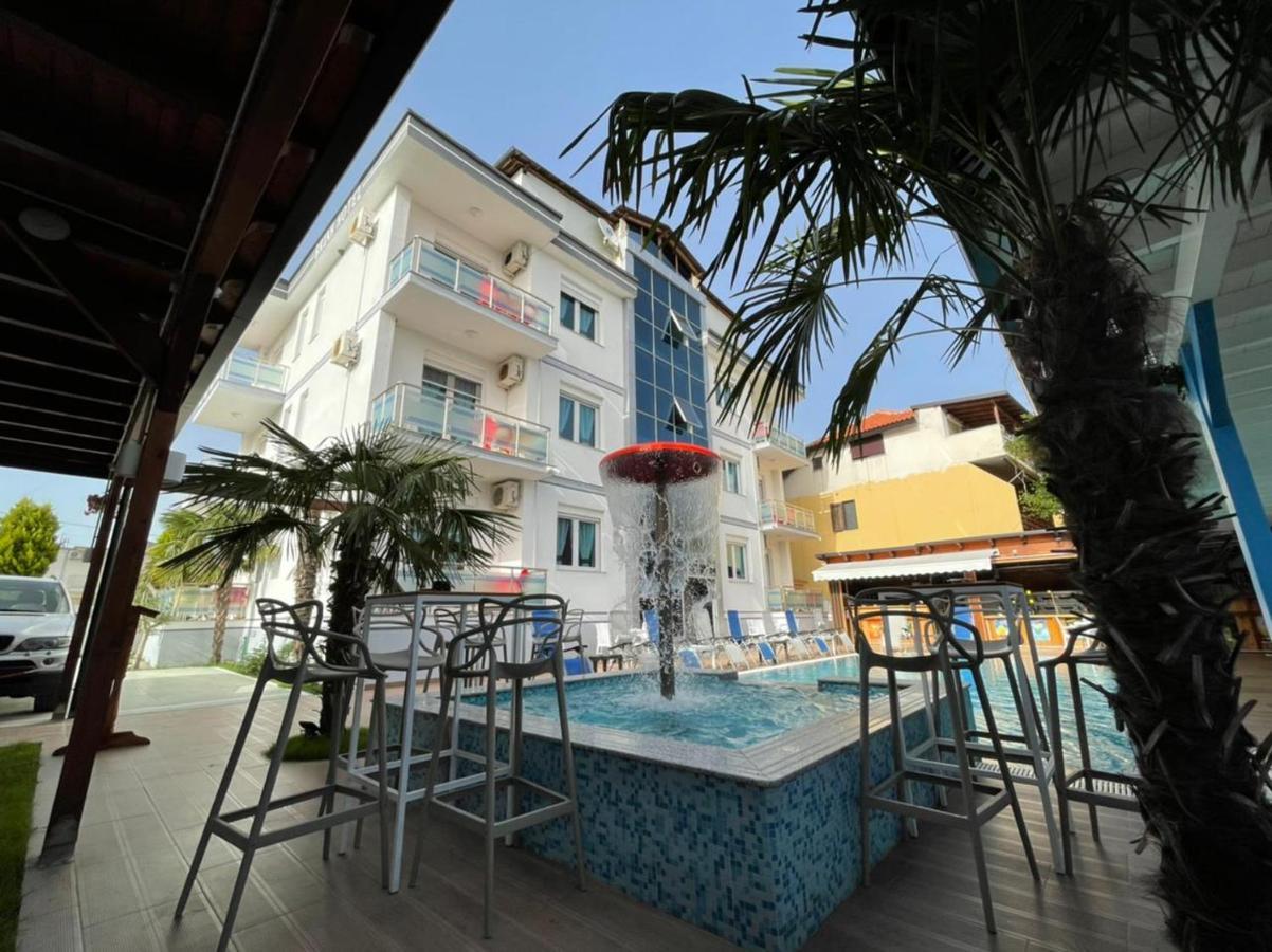 Brian Hotel Velipoje Ngoại thất bức ảnh