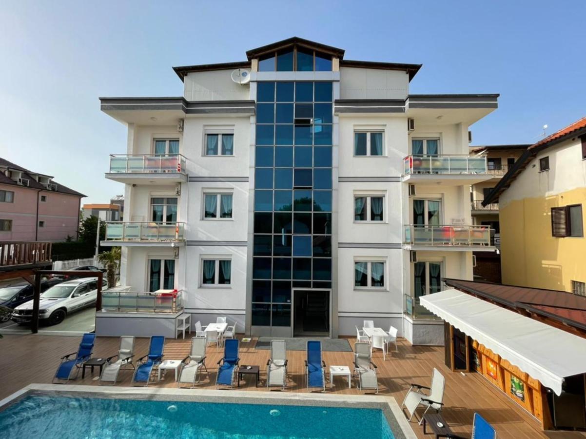 Brian Hotel Velipoje Ngoại thất bức ảnh