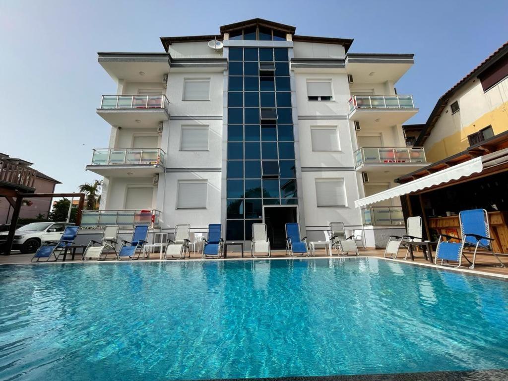 Brian Hotel Velipoje Ngoại thất bức ảnh