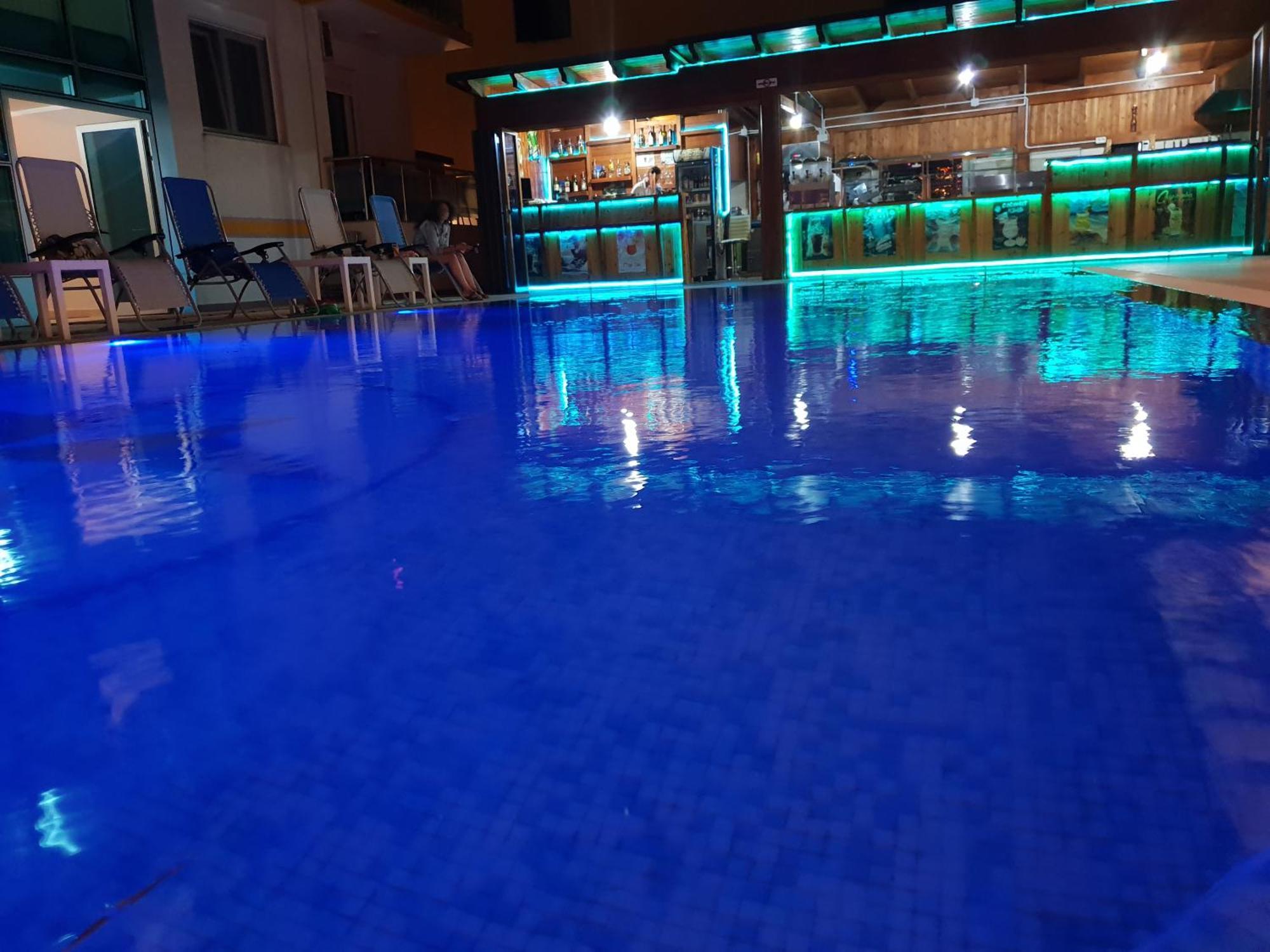 Brian Hotel Velipoje Ngoại thất bức ảnh