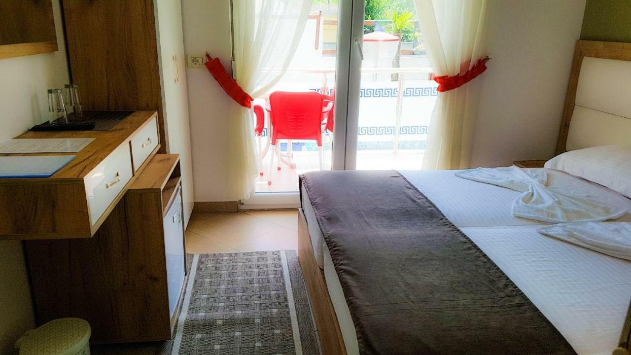 Brian Hotel Velipoje Ngoại thất bức ảnh